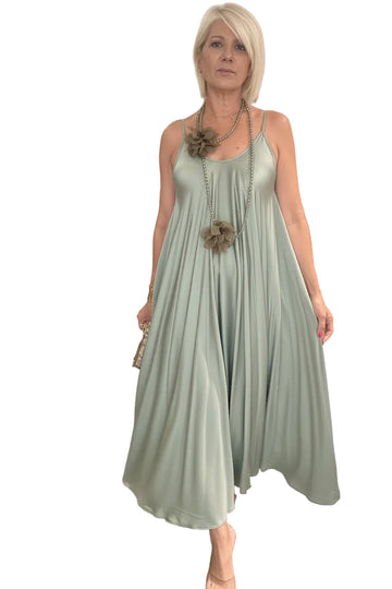 Vestido satén verde Francés
