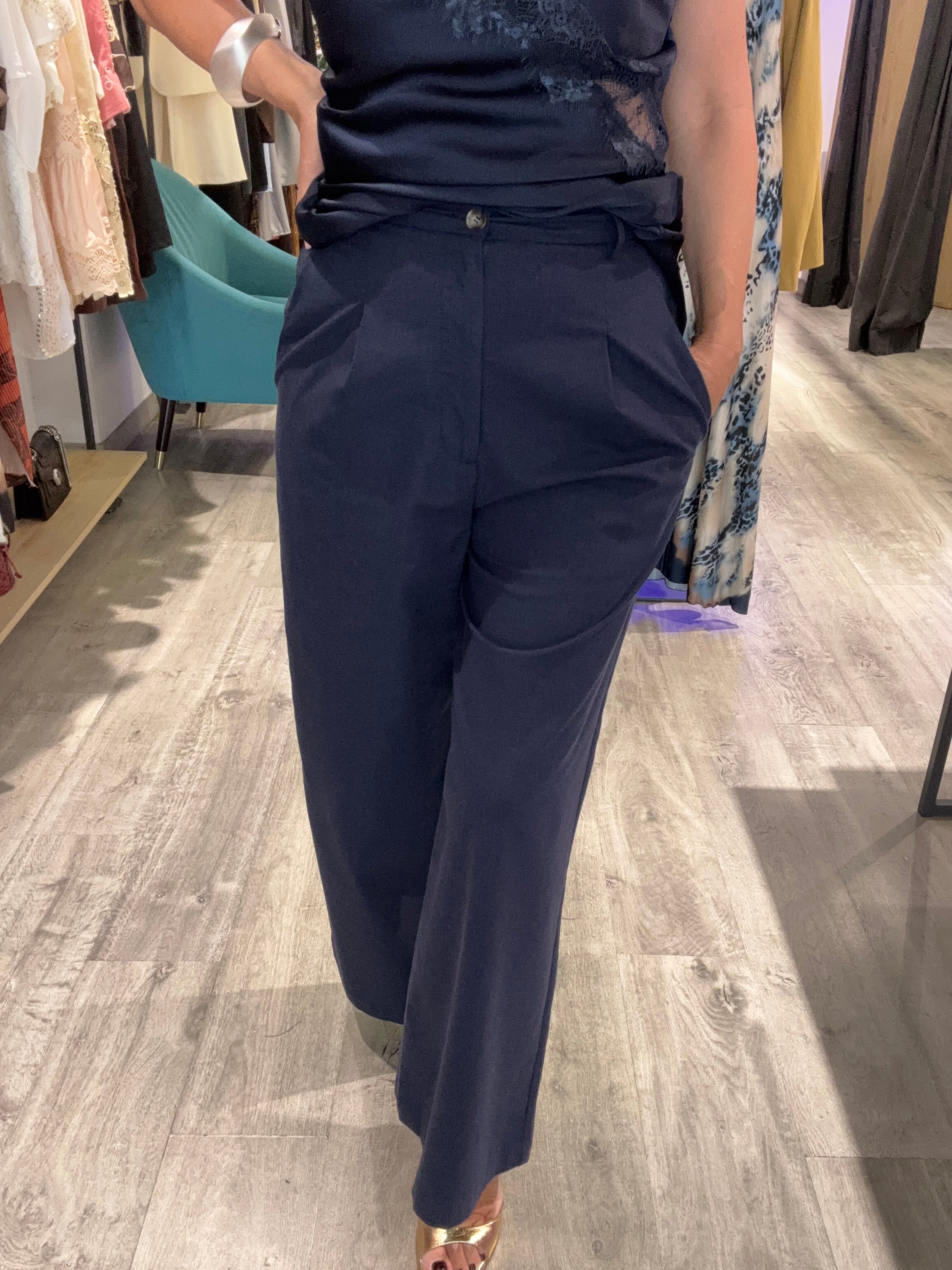 Pantalón azul Navy