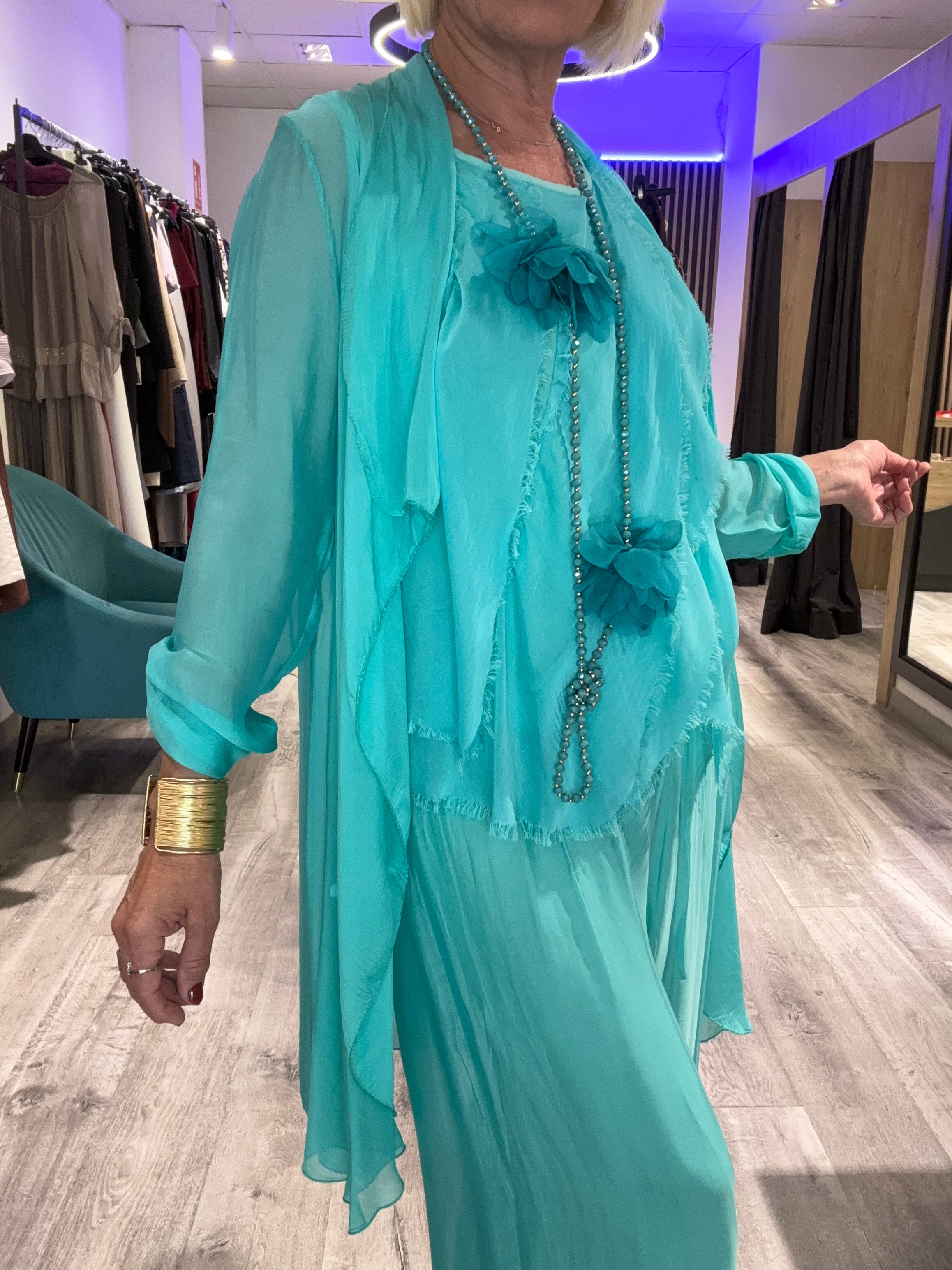 Conjunto Manises