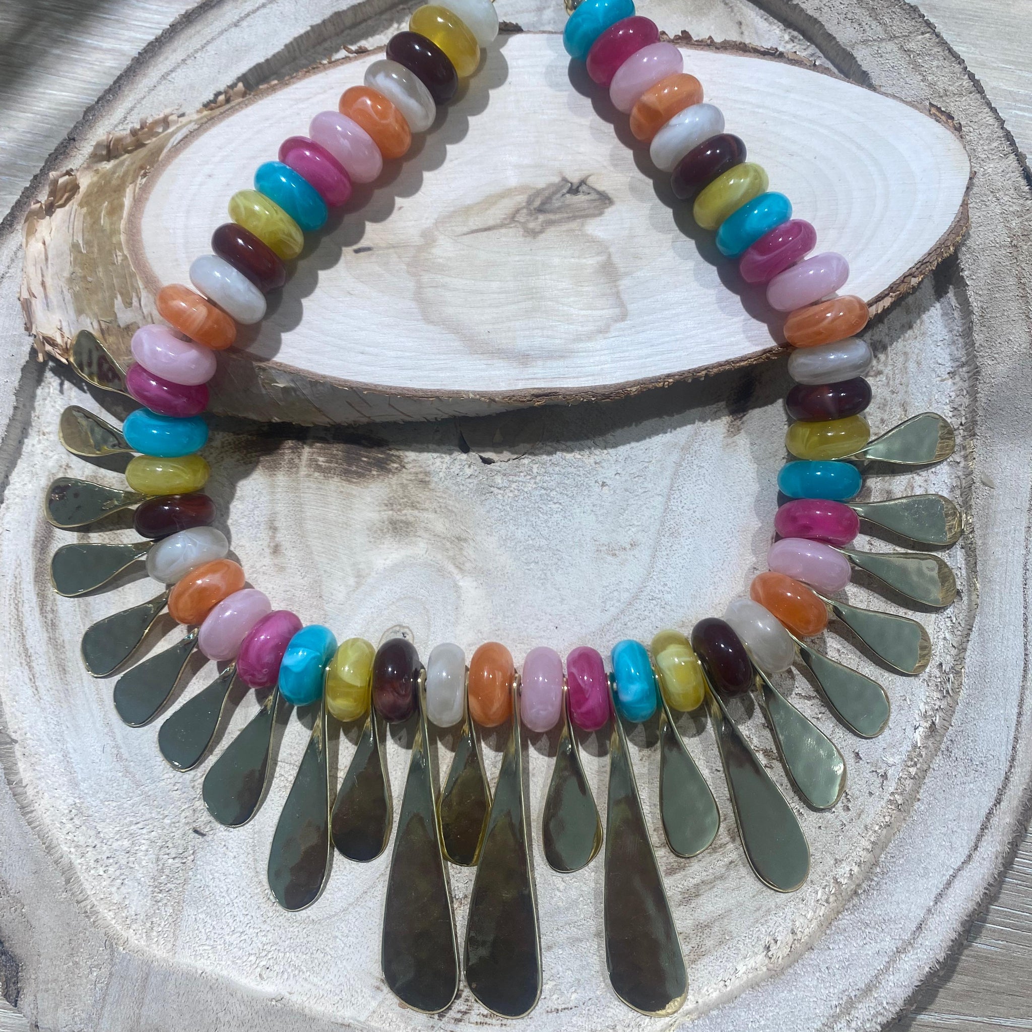Collar  multicolor y acero