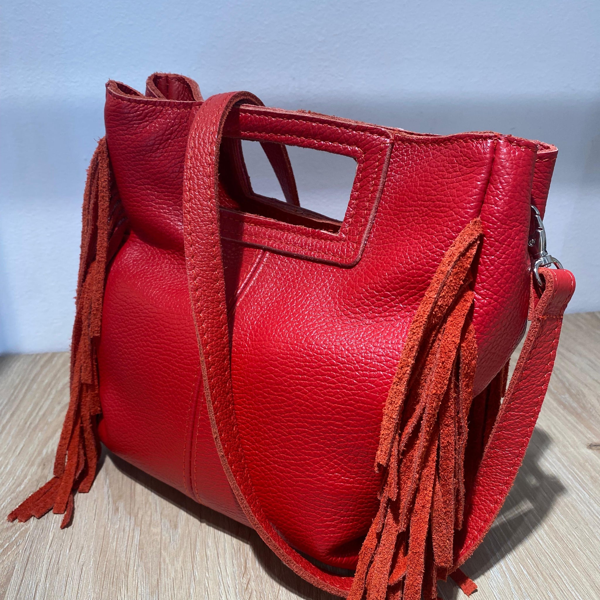 Bolso flecos piel