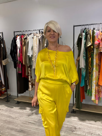 Conjunto cargo Amarillo