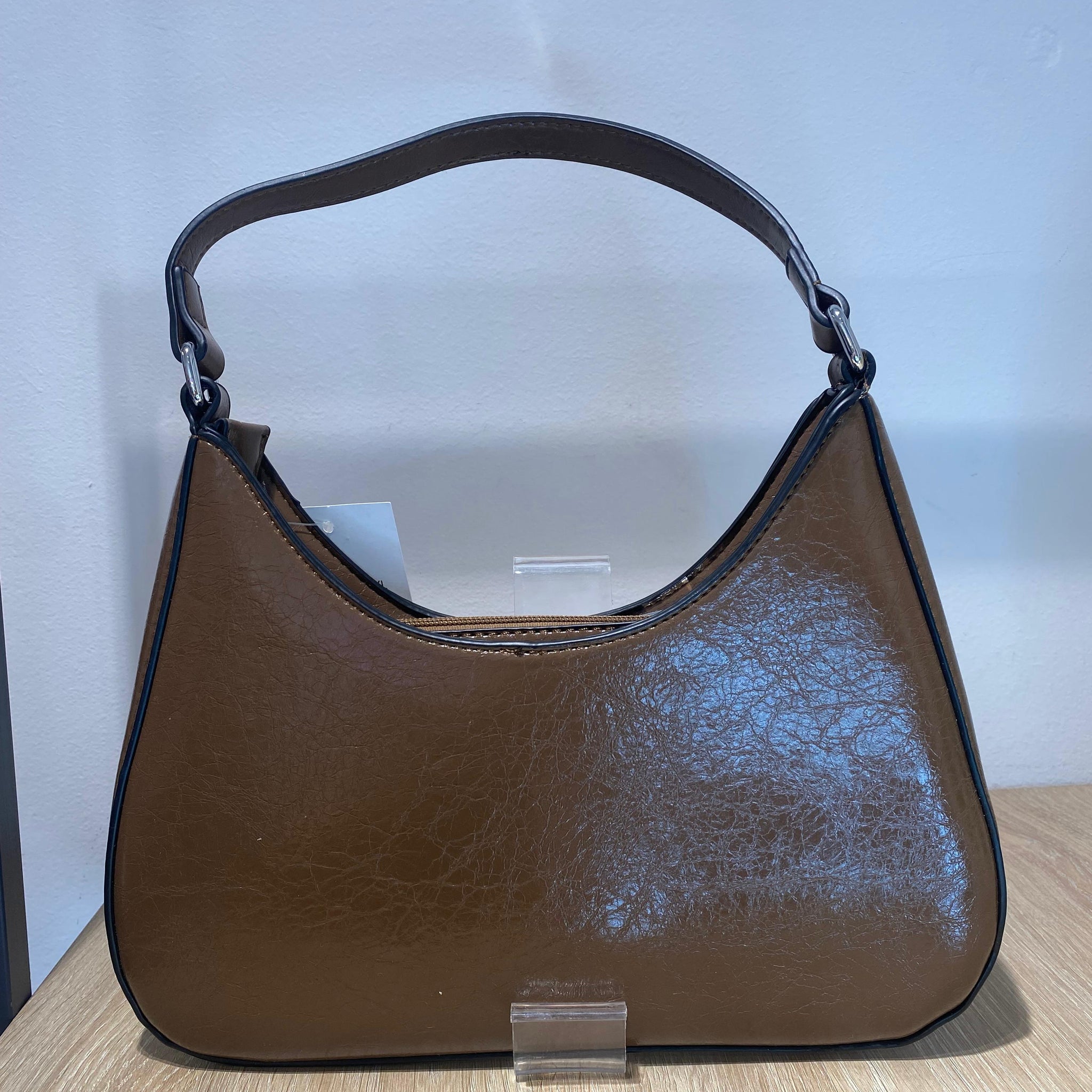 Bolso sintético media Luna