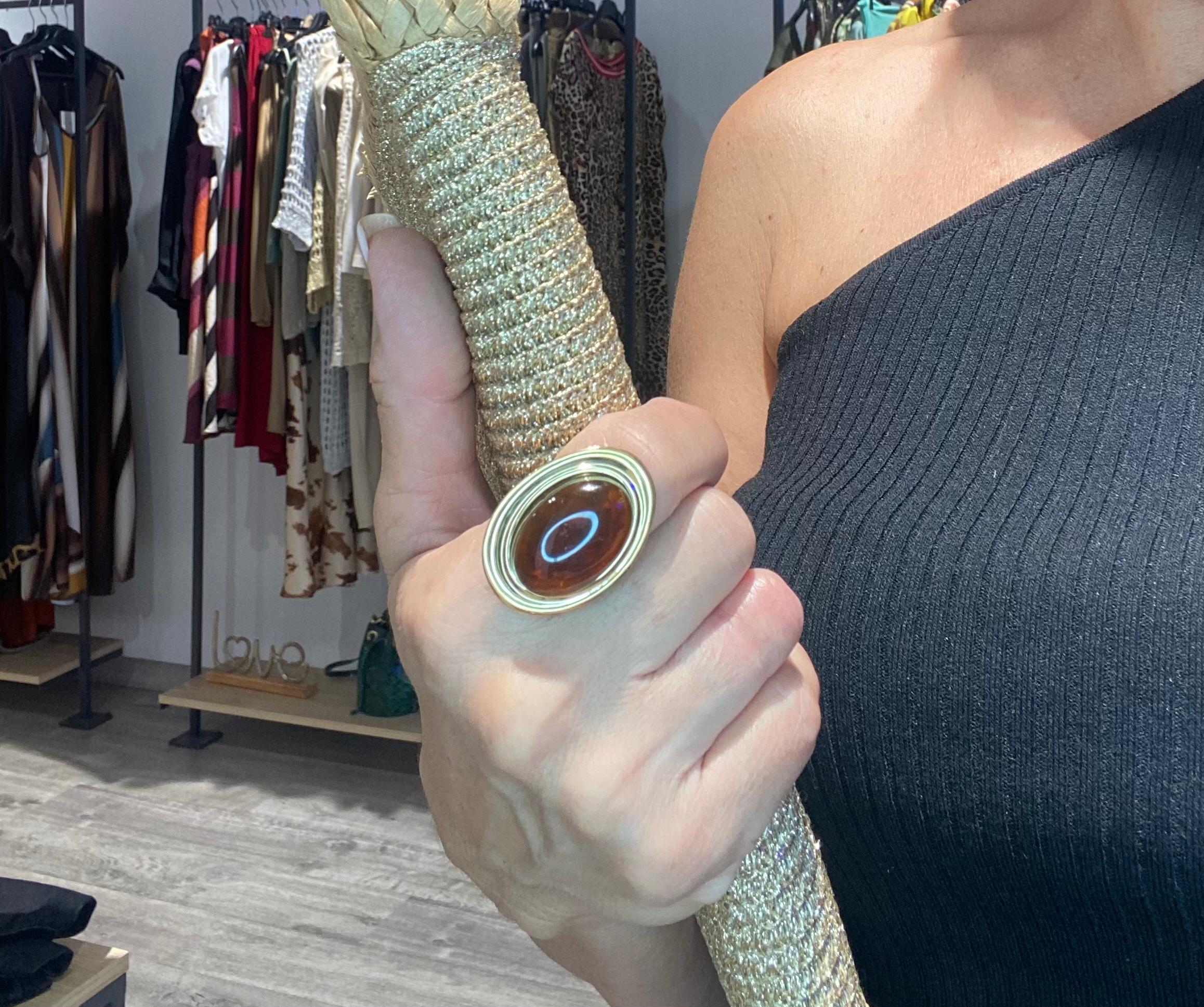 anillo ámbar acero