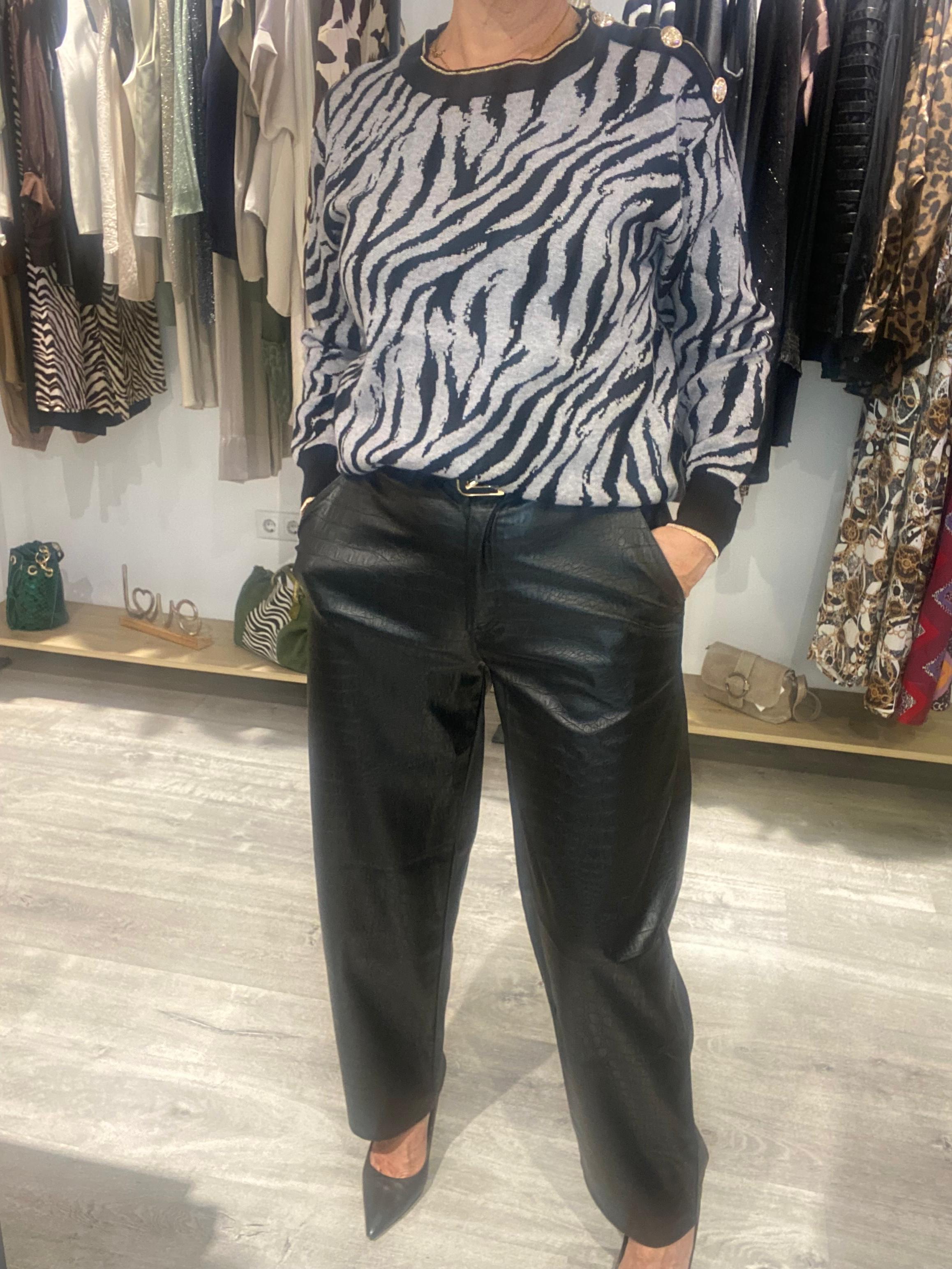 Pantalón negro polipiel balloon