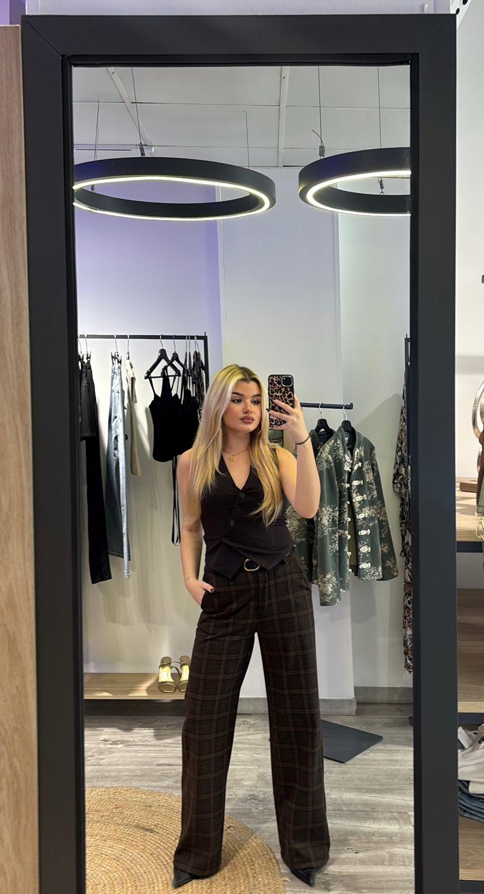 Pantalón cuadros marron