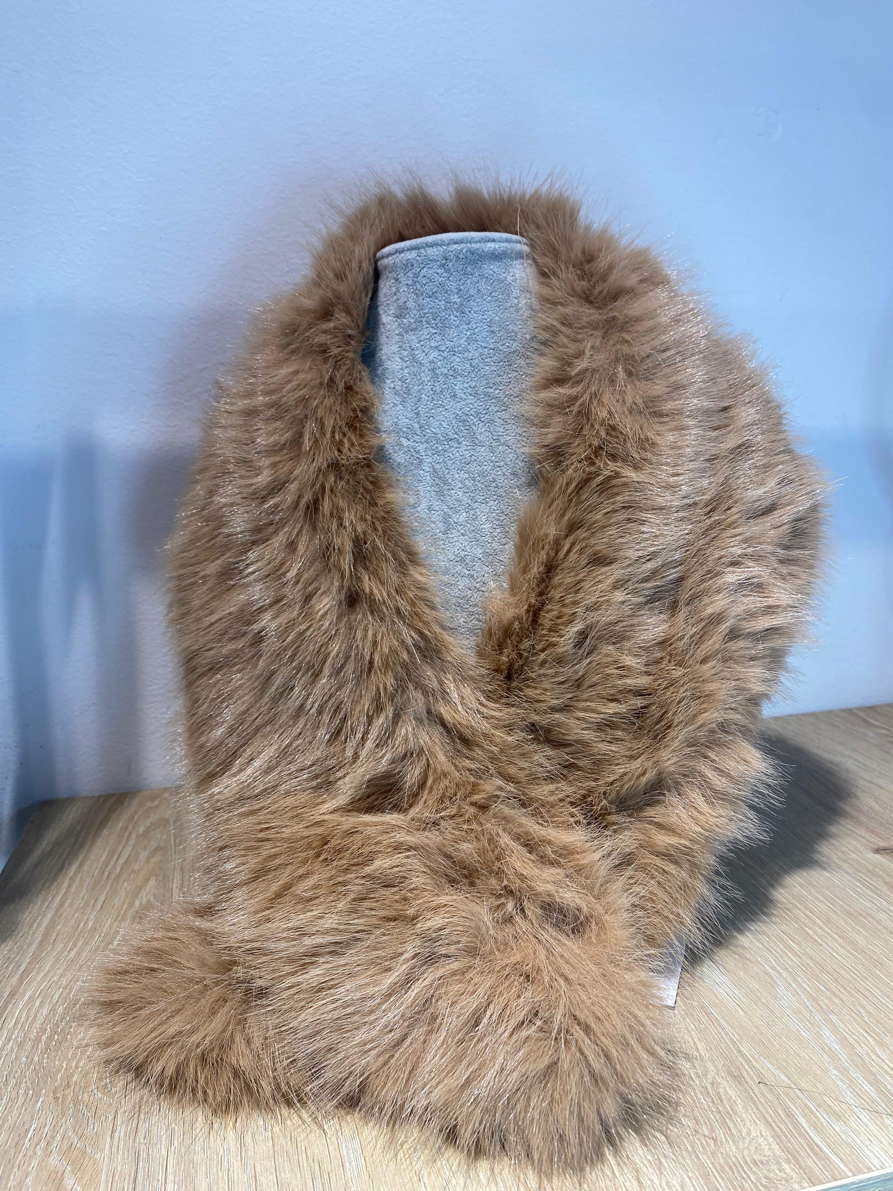 Pelo cuello sintético camel