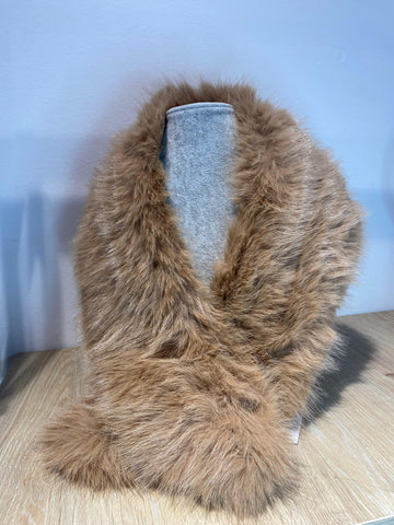 Pelo cuello sintético camel