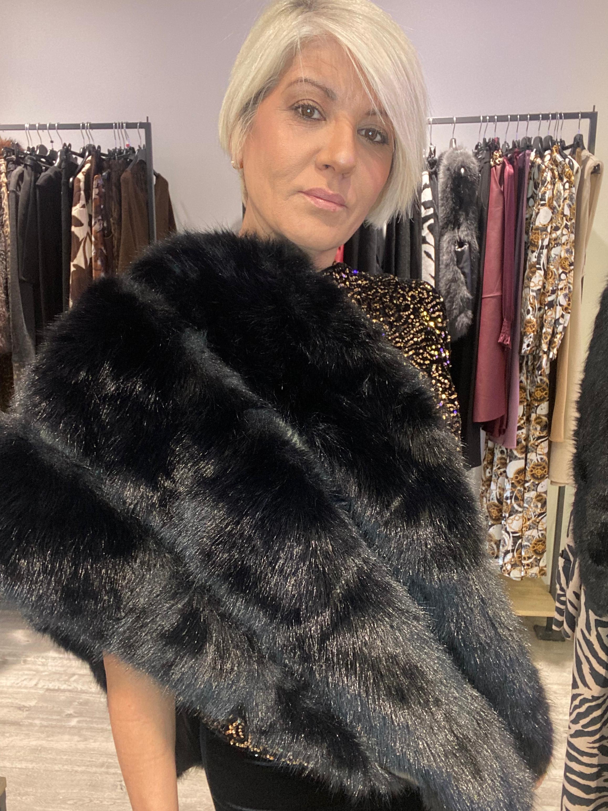 Estola Paris Elegante - Sofisticación Francesa Boho-Luxe Ocasiones Especiales