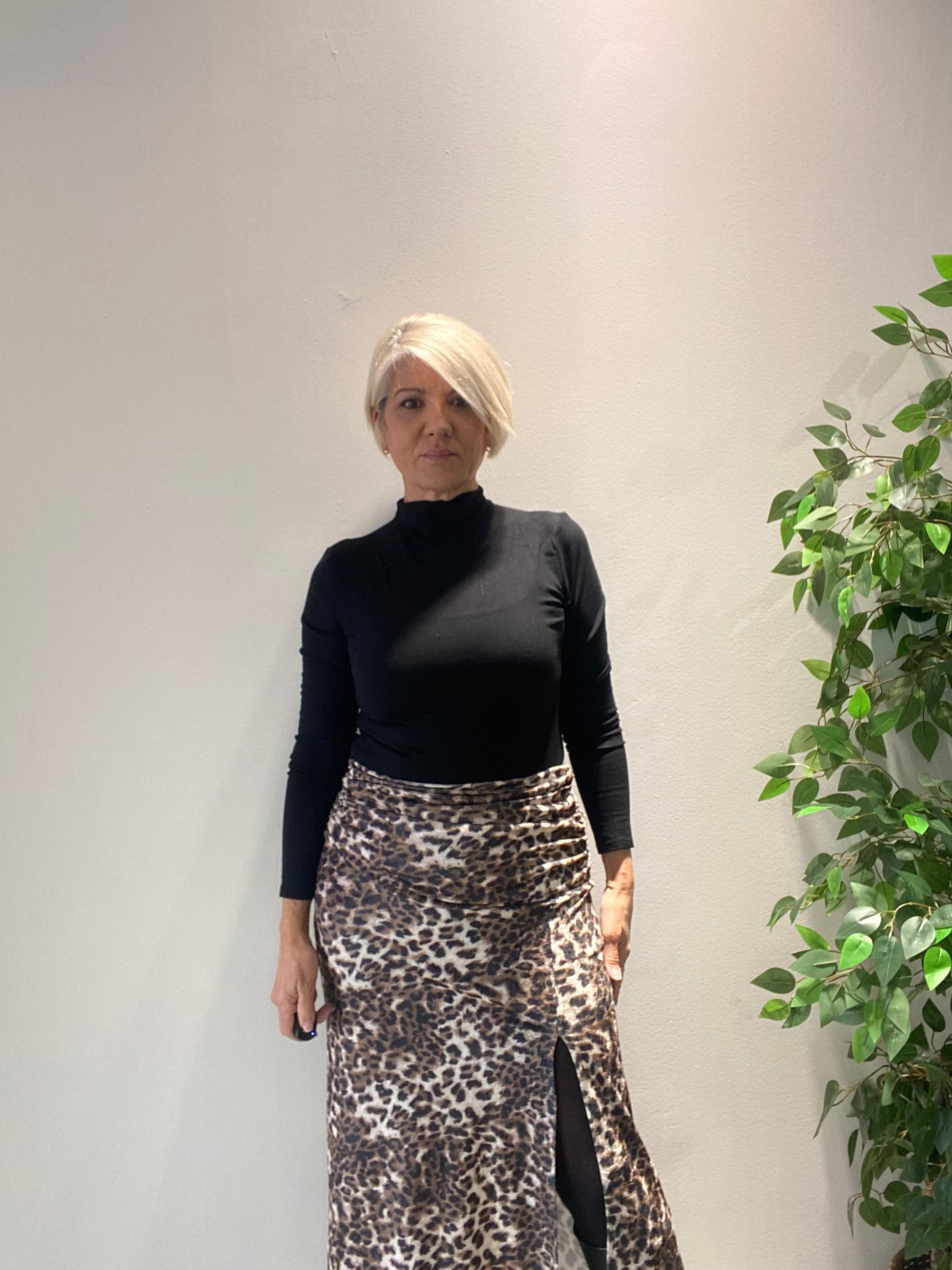 Falda Sábana Animal Print con Abertura - Estilo Boho-Luxe Talla Única