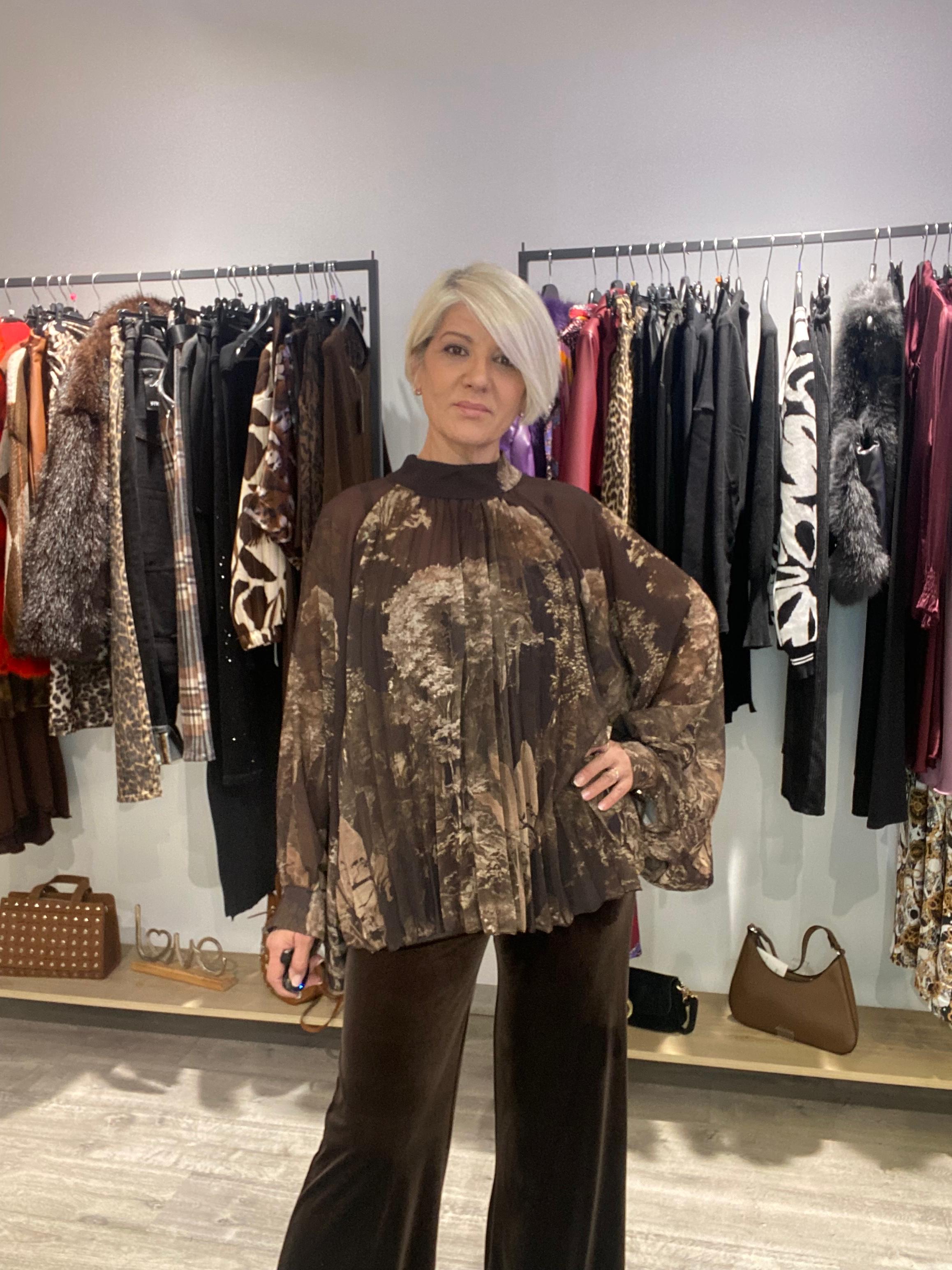 Camisa Mariví Marrón - Elegancia en Tono Tierra