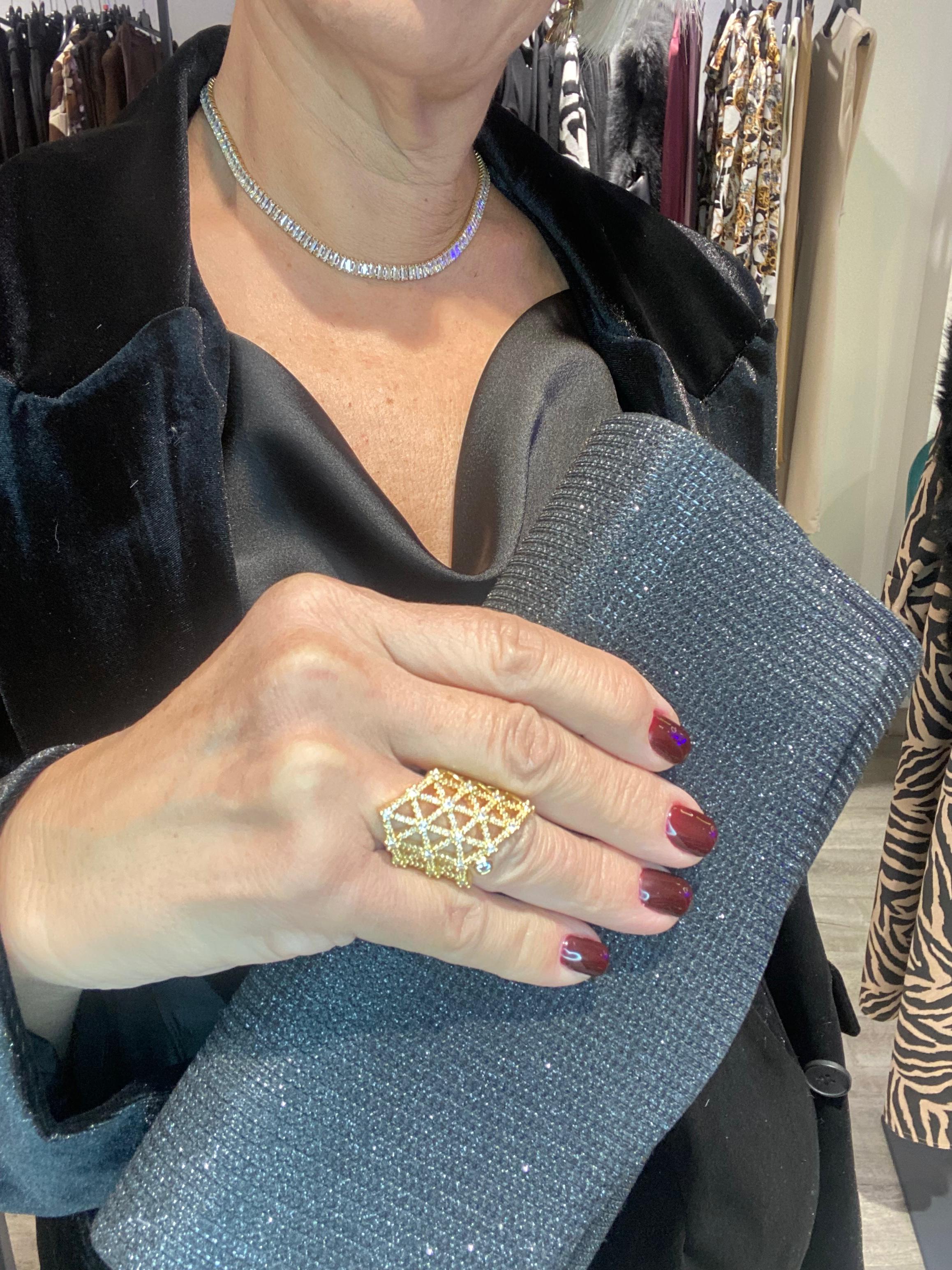 Anillo Red Acero Inoxidable con Circonitas - Diseño Enrejado