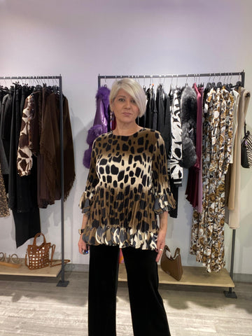 Blusa Martina Animal Print - Elegancia Boho-Luxe Talla Única 38-50