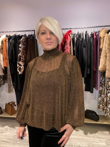 Camisa Luz Transparencia Dorada con Top - Boho-Luxe Talla Única 38-44