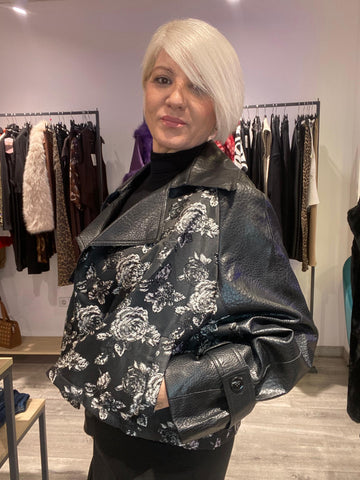 Chaqueta Valeria Boho-Luxe - Elegancia Versátil Talla Única 38-48