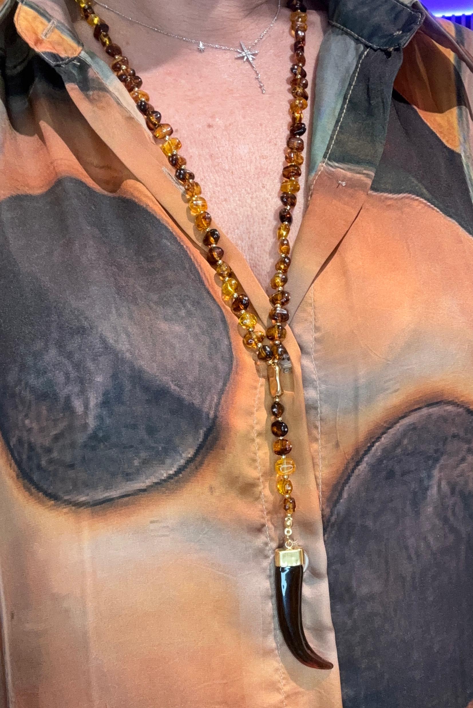 Collar acero Colmillo con cuentas piedras Ámbar