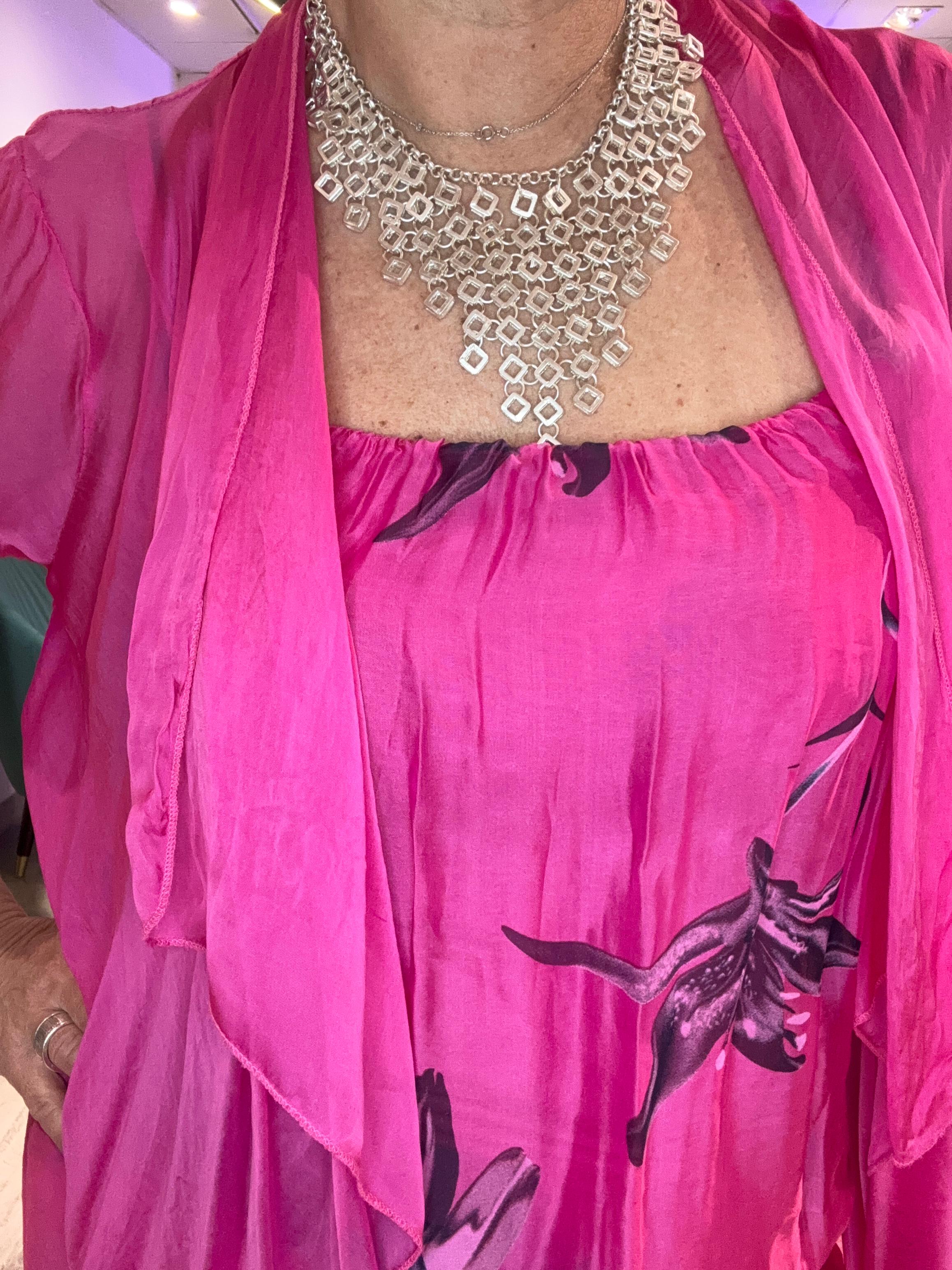 Mono y caftan seda Amares