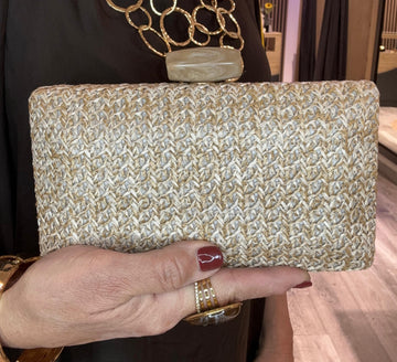 Bolso de mano rafia Topo  con cadena