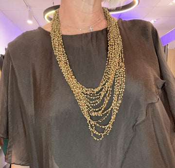 Collar Manila color bronce