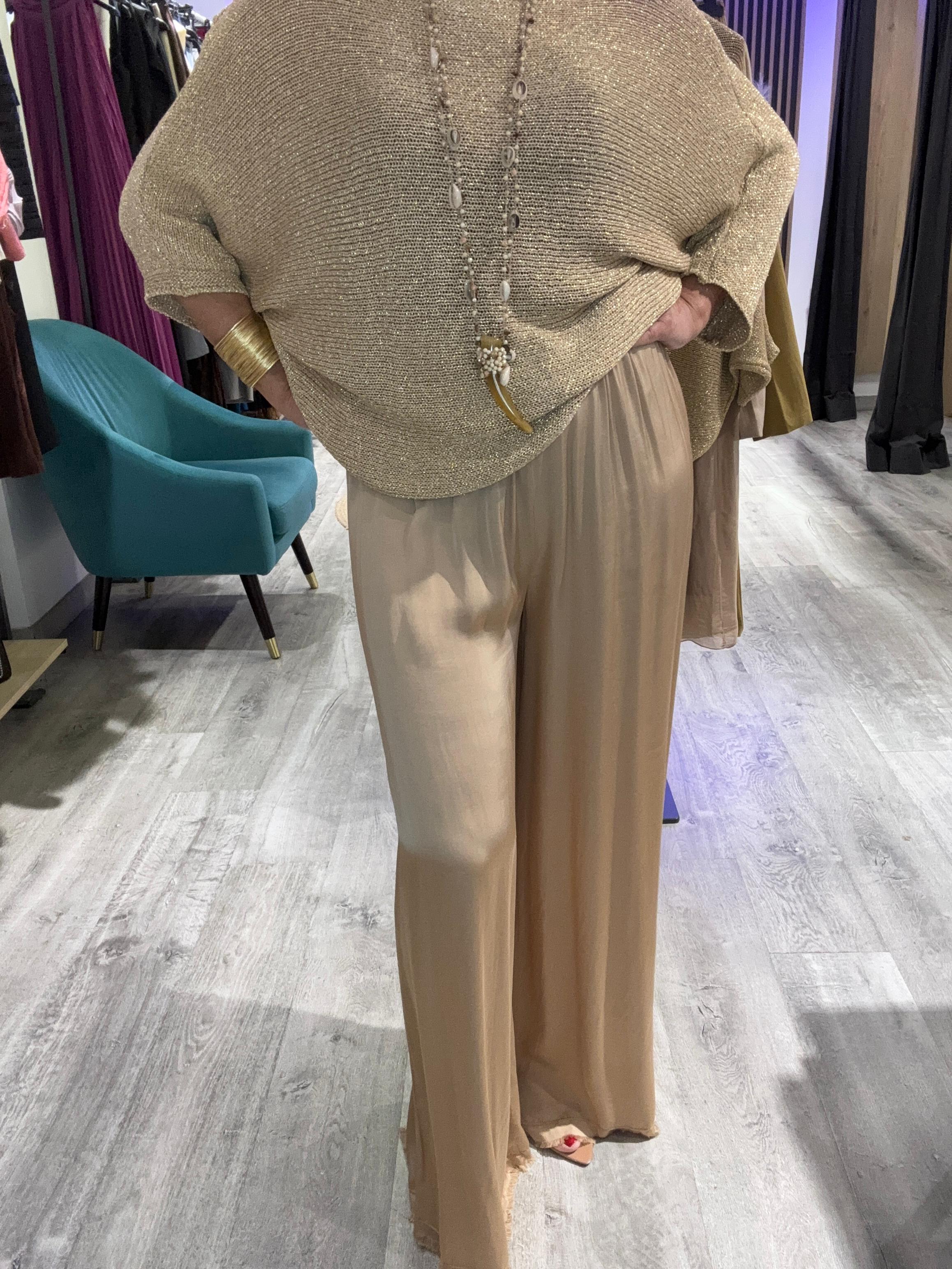 Pantalón satén   Color Dorado