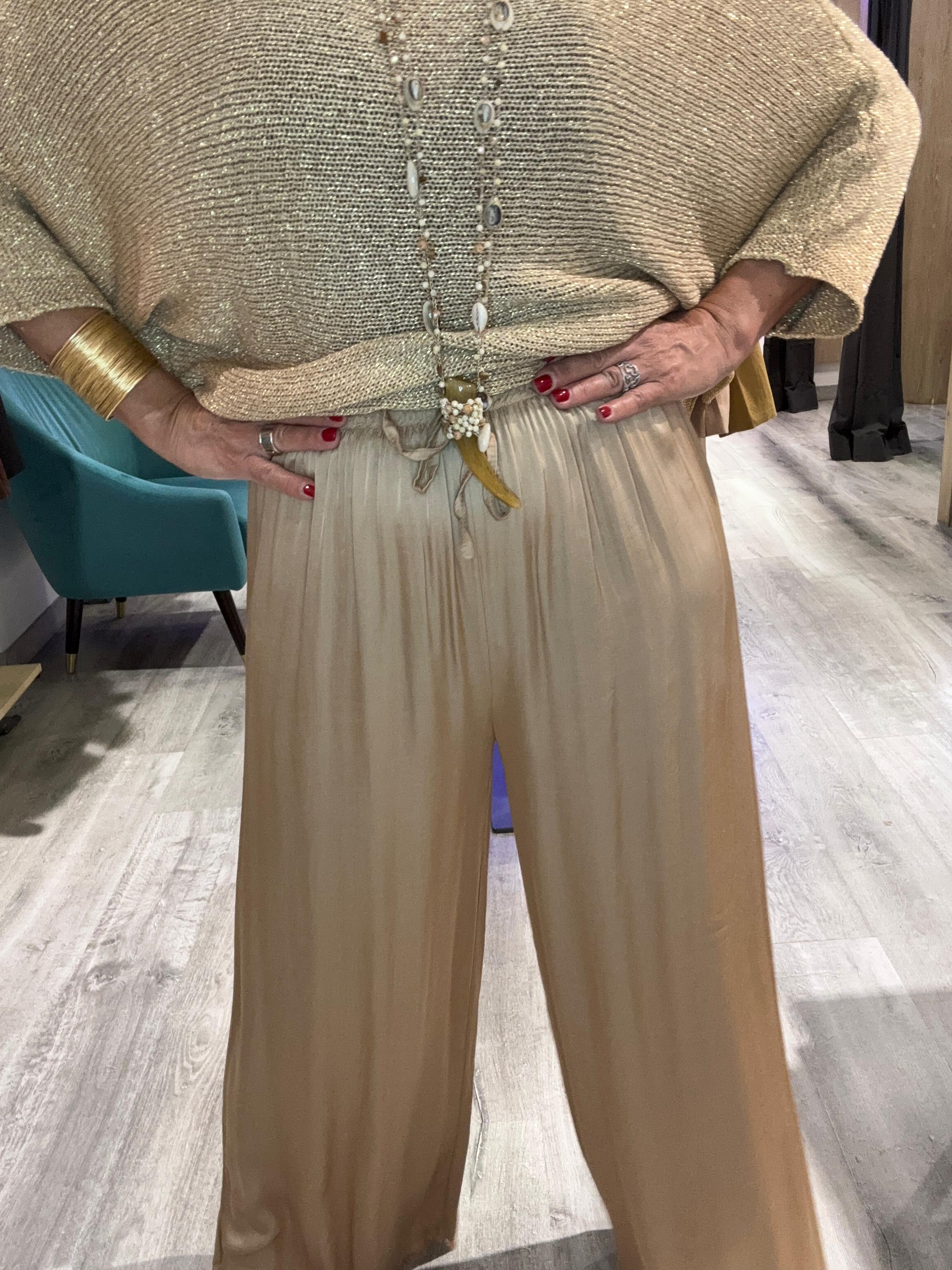 Pantalón satén   Color Dorado