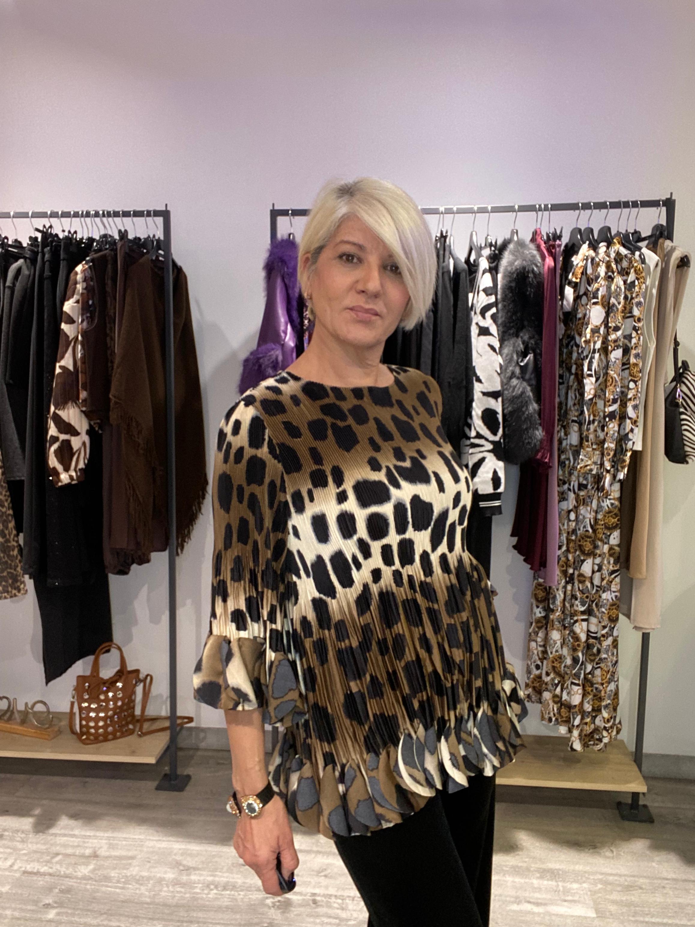Blusa Martina Animal Print - Elegancia Boho-Luxe Talla Única 38-50