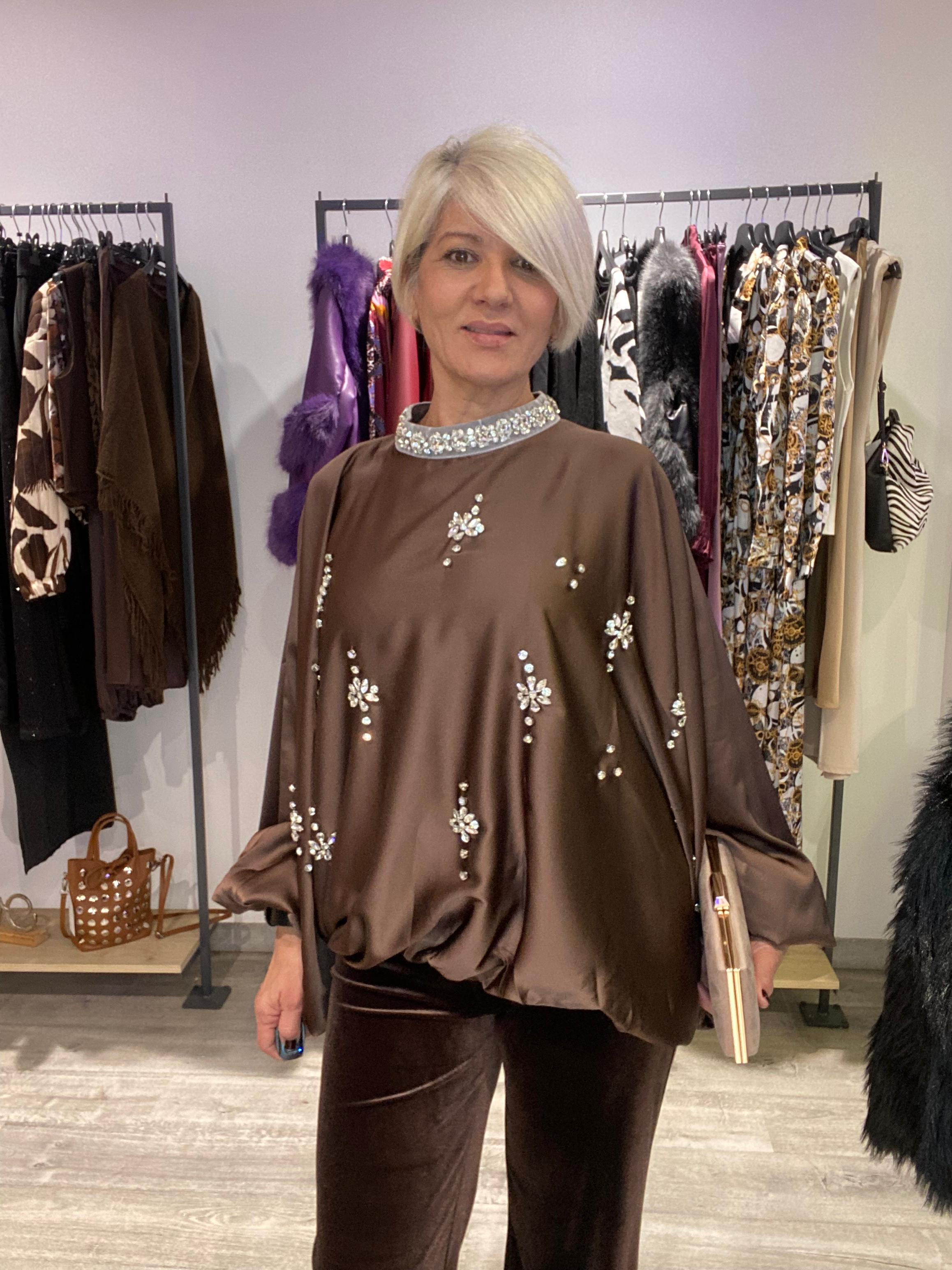 Blusa Diana Marrón Elegante - Versatilidad Boho-Luxe