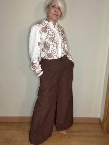 Pantalón pinza marrón