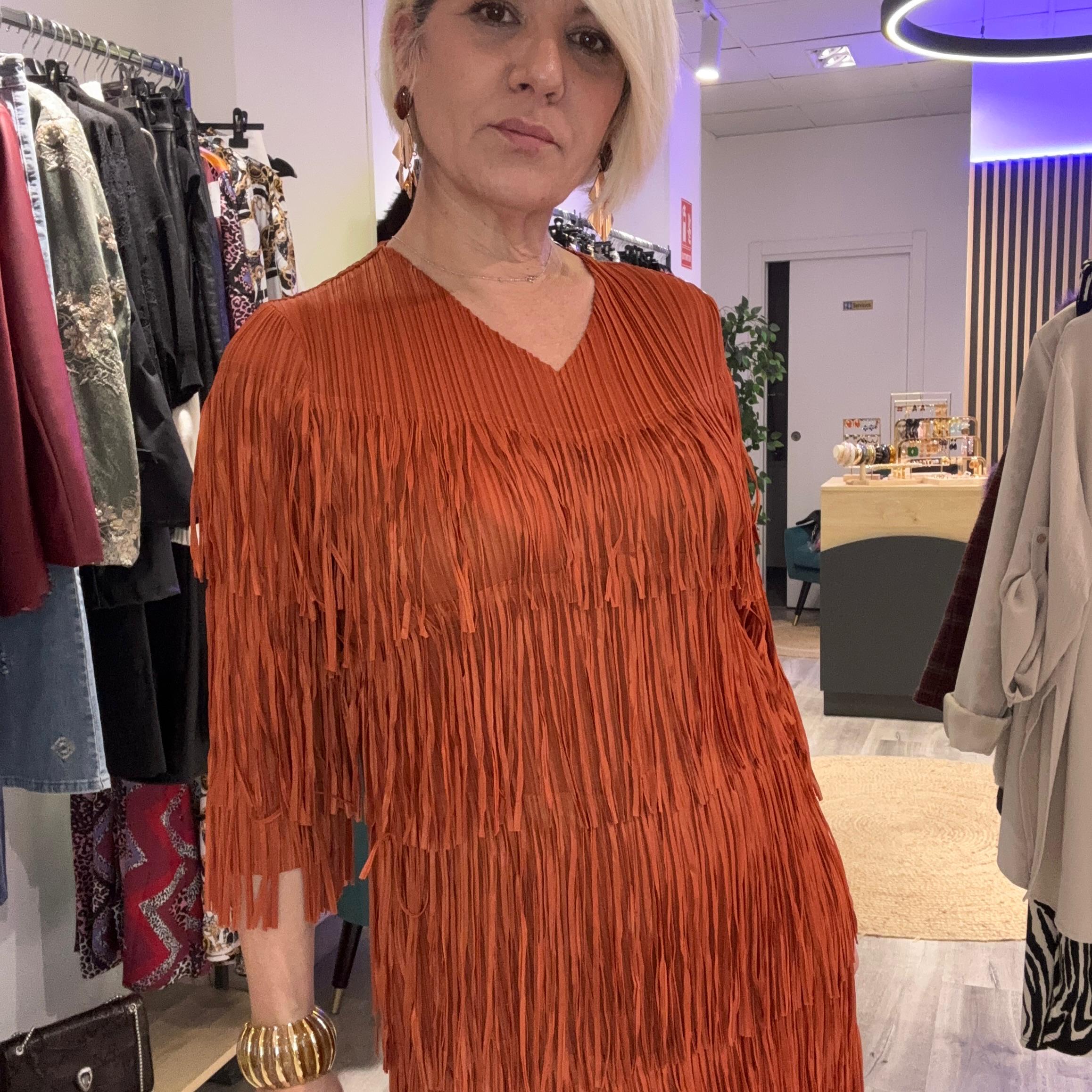 Vestido flecos color ocre