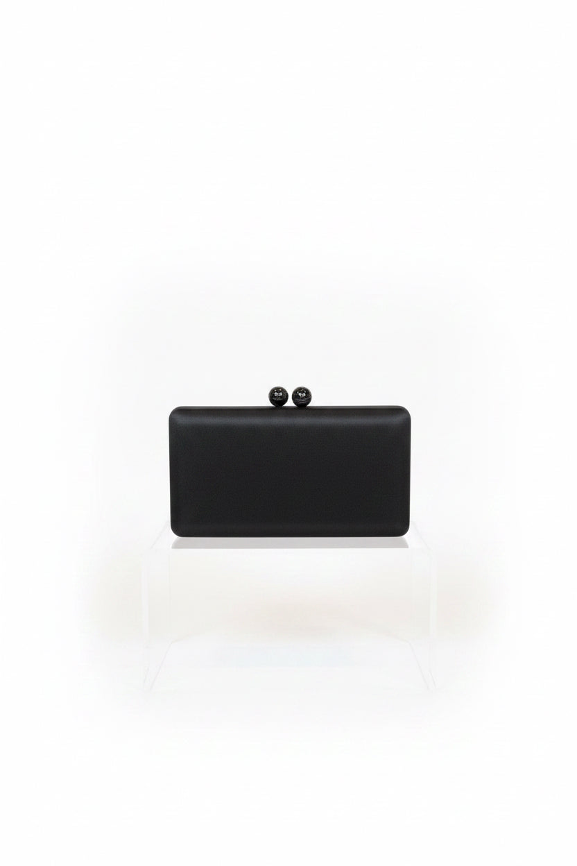 Bolso de mano negro satinado