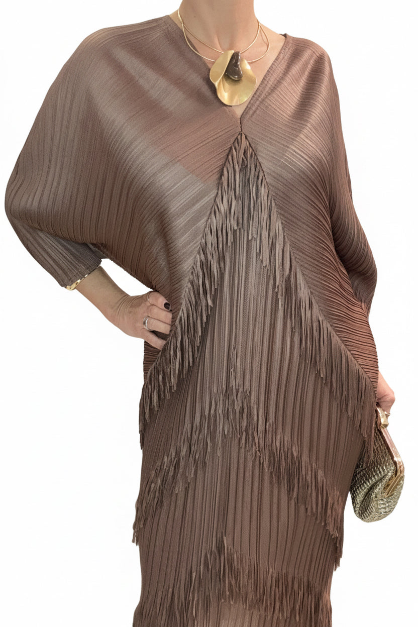 Vestido boho flecos marrón