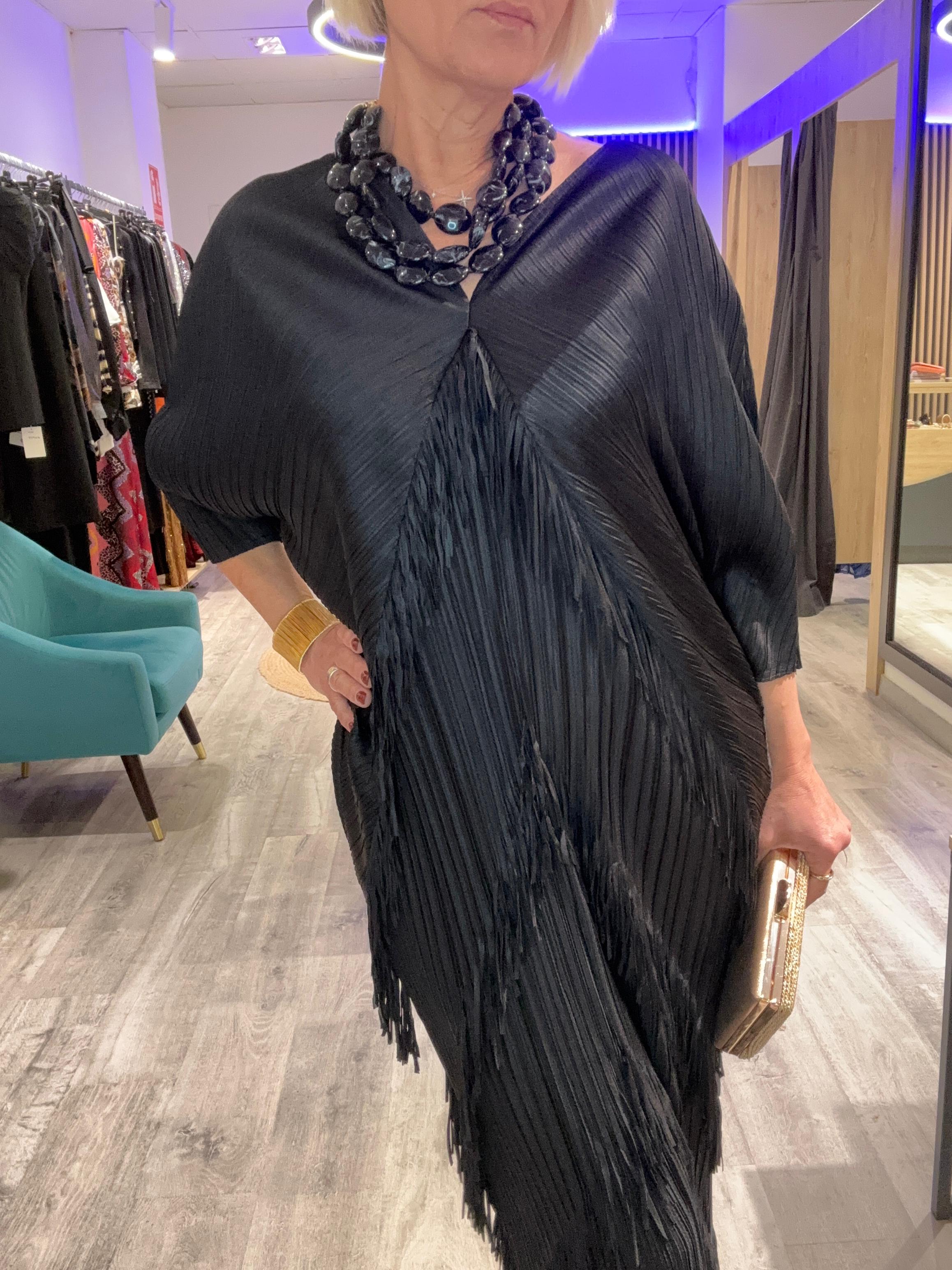 Vestido Flecos Negro