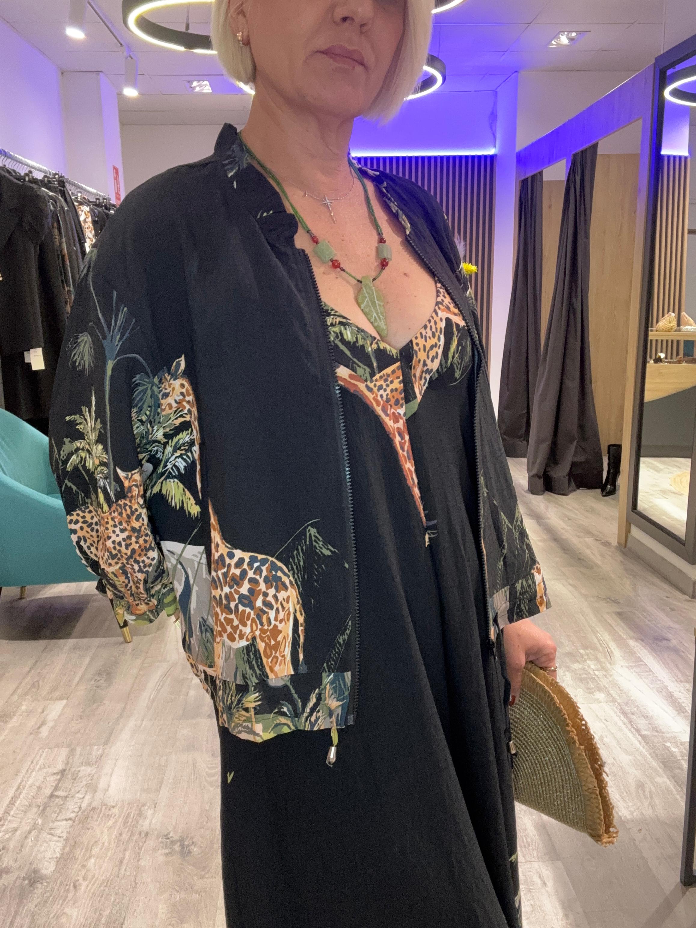 Conjunto Mono y Bomber Zuri