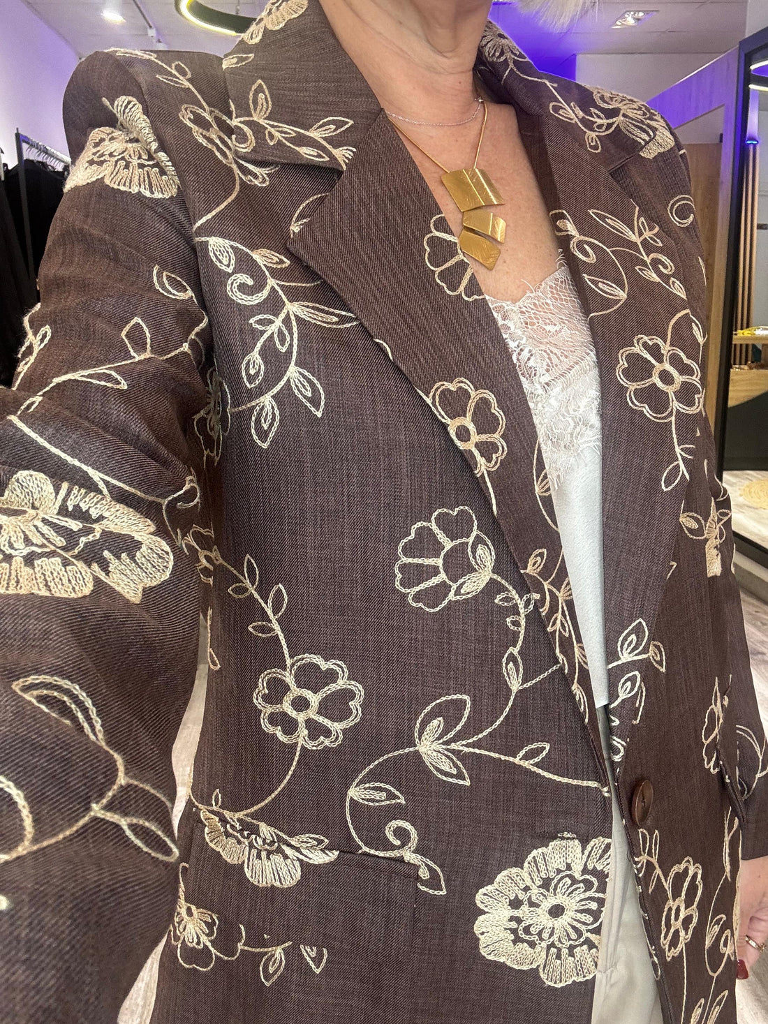 Blazer Antonella color Marrón