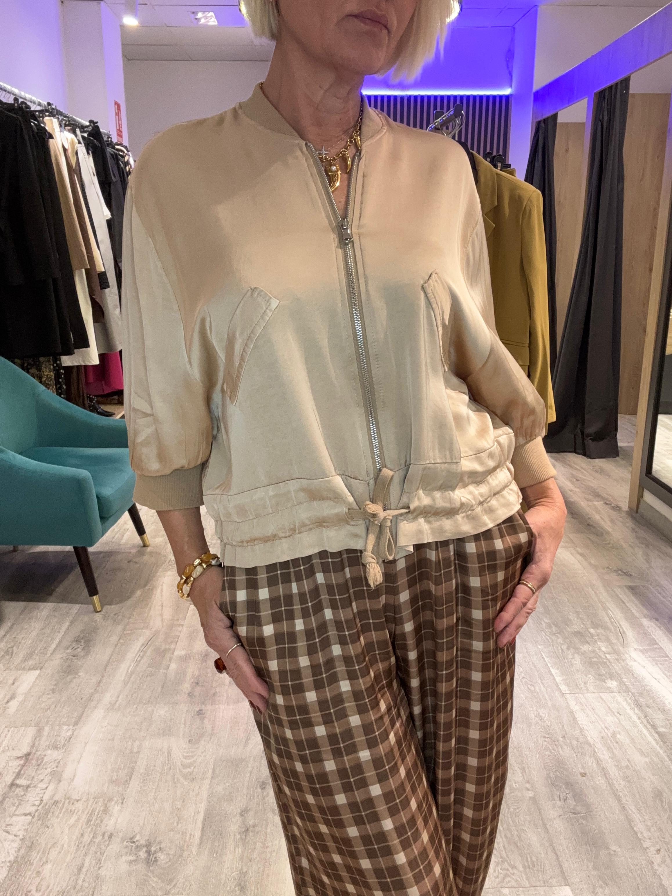 Conjunto Cuadrille, Bomber y Pantalón Bombacho