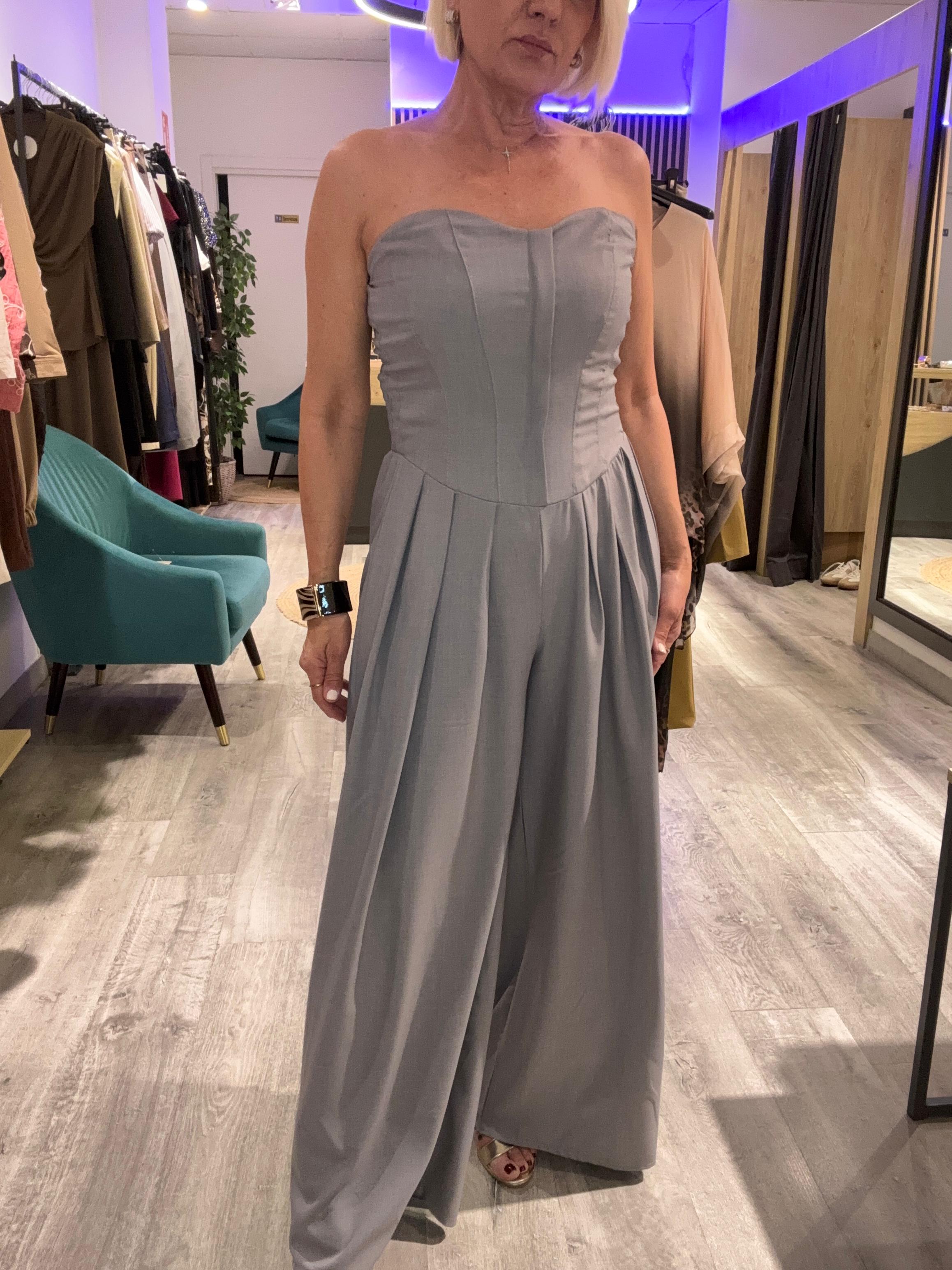 Mono minimal Chic