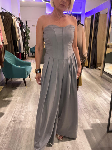 Mono minimal Chic